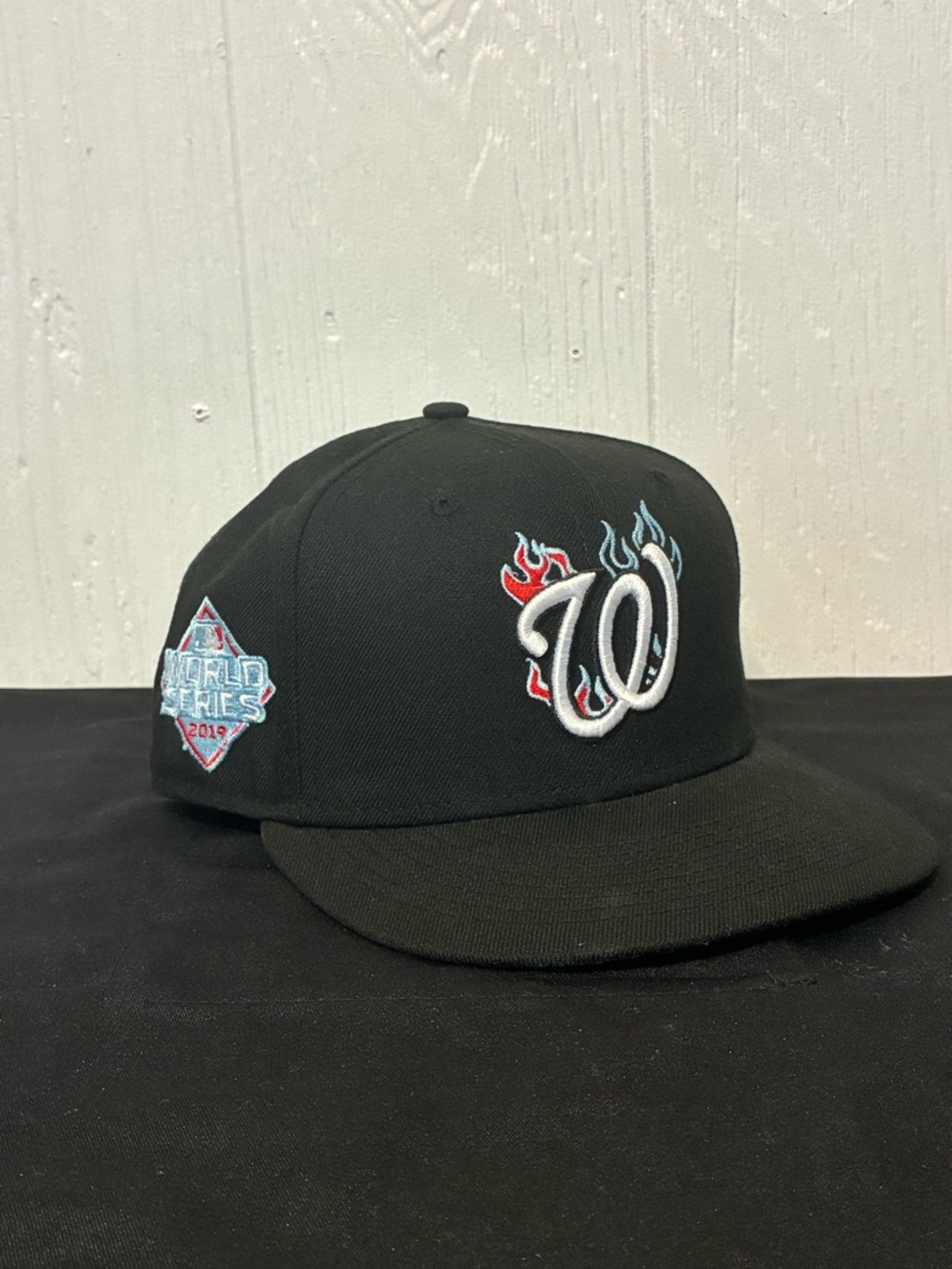 Washington Nationals flame fitted hat 7 3/8 New Era 59FIFTY 2019 World Series
